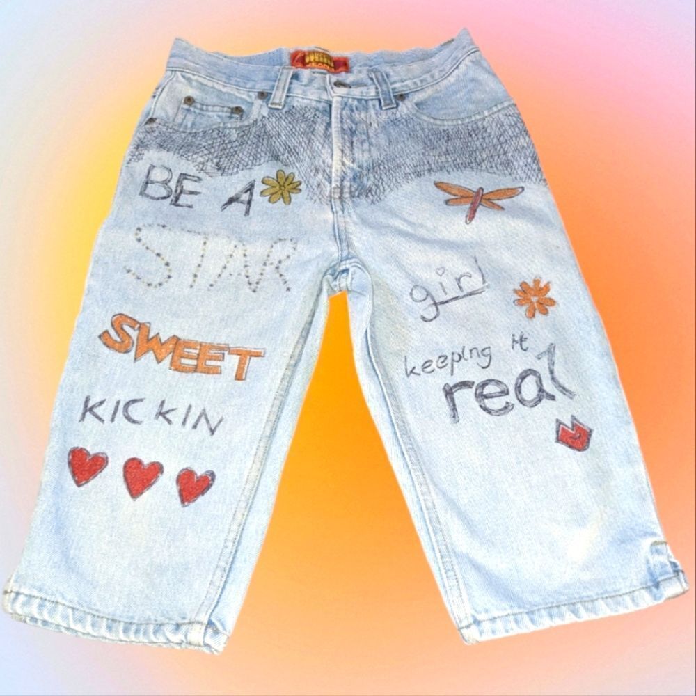 Squeeze vintage graffiti capri jeans size 8 girls